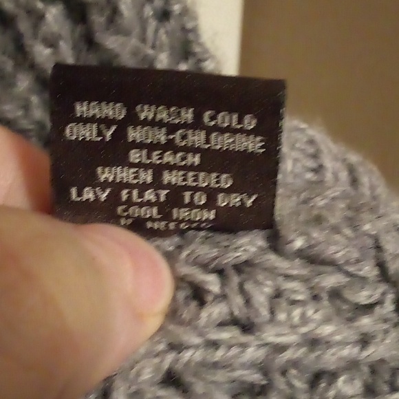 NWOT - Fever Knit Sweater Pull-Over Shirt - Size Medium - Picture 5 of 8